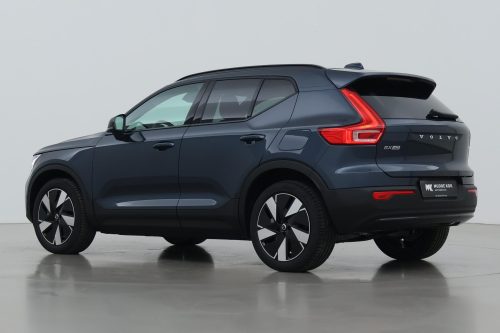 Volvo EX40