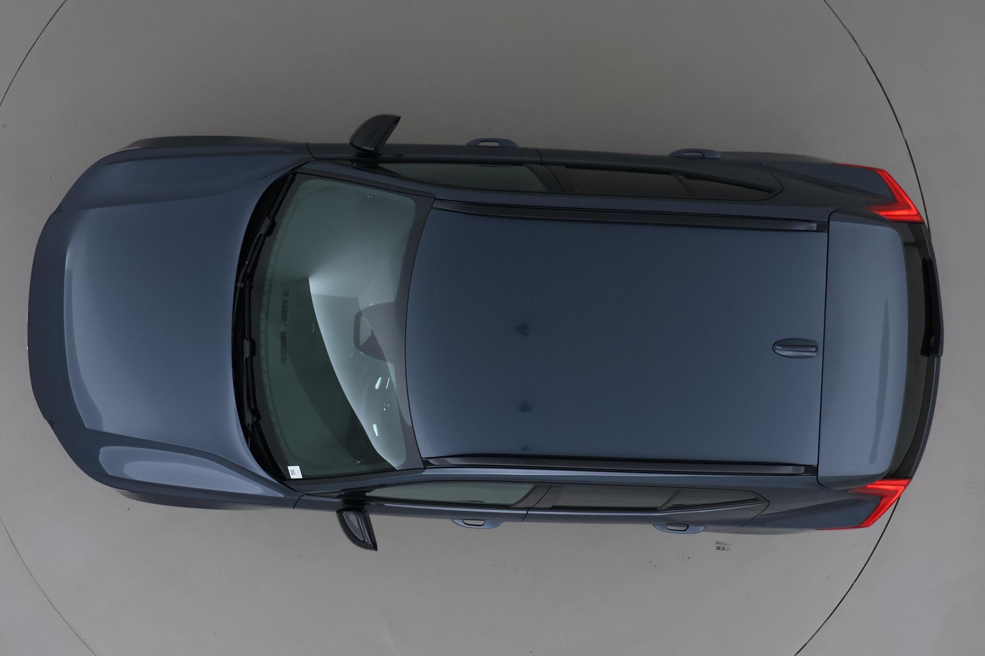 Volvo EX40