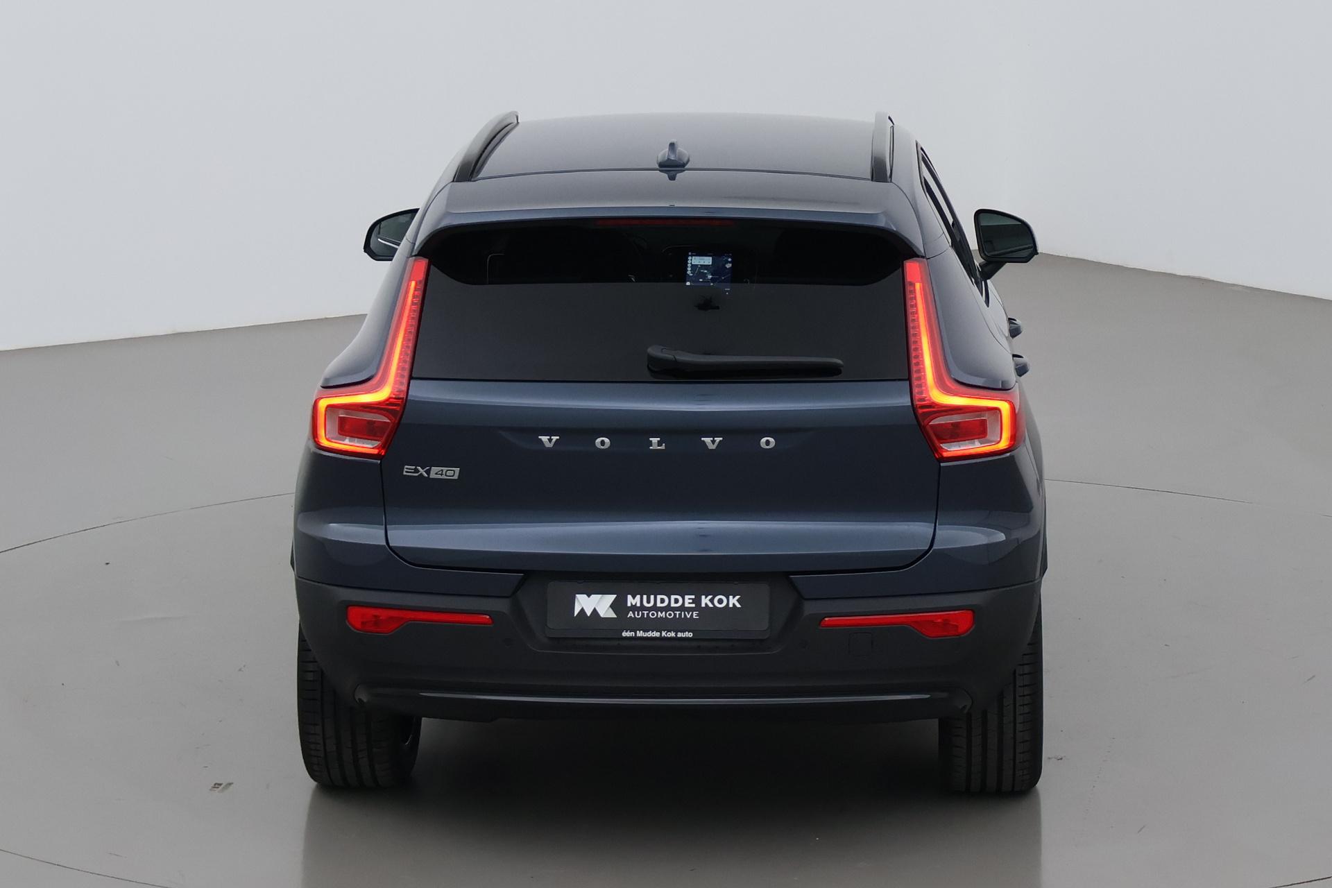 Volvo EX40