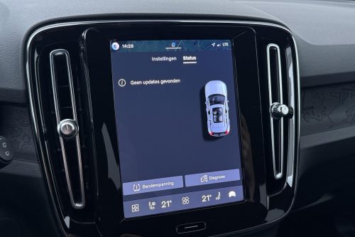 Volvo EX40