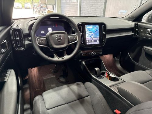 Volvo EX40