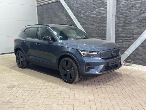 Volvo EX40