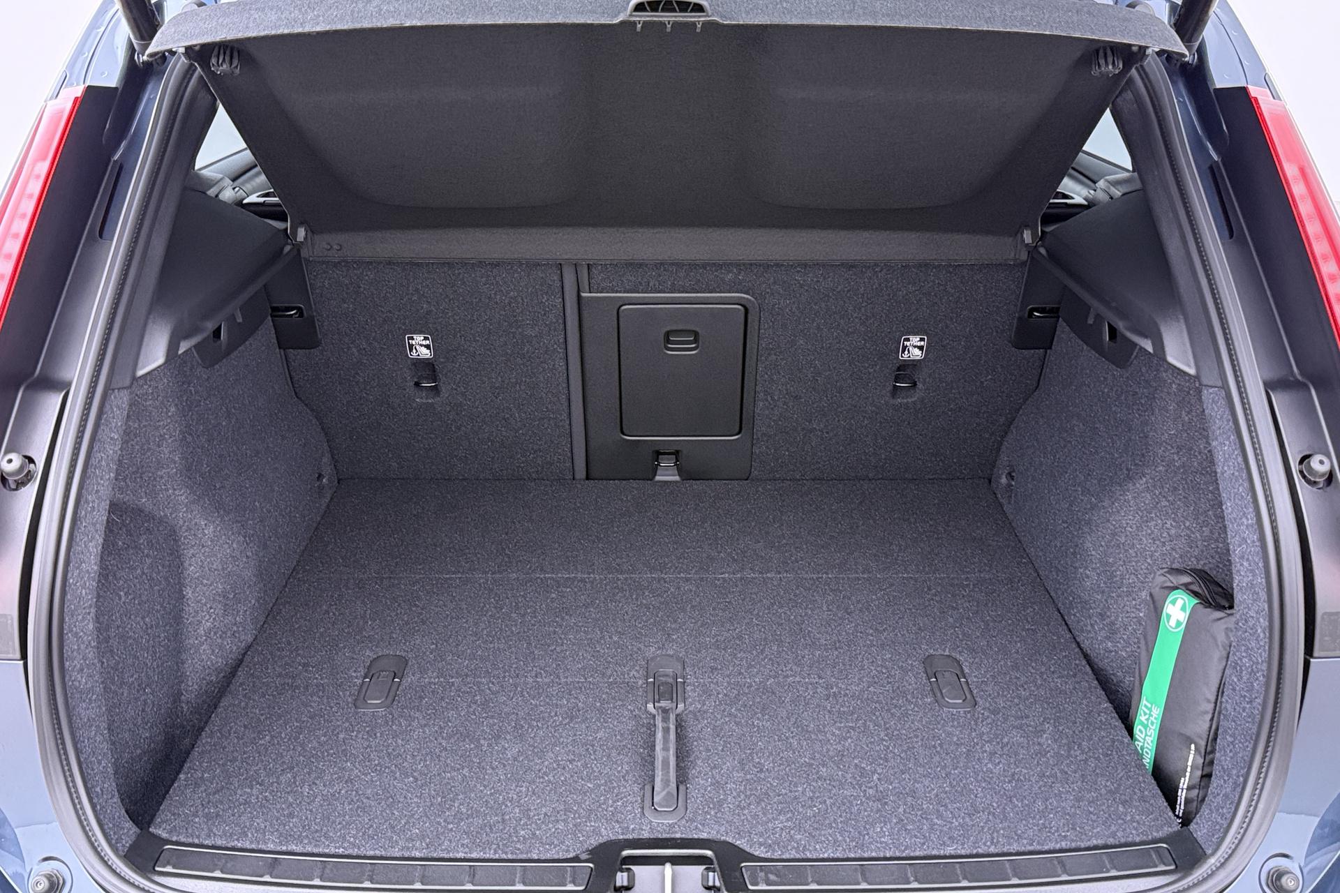 Volvo EX40