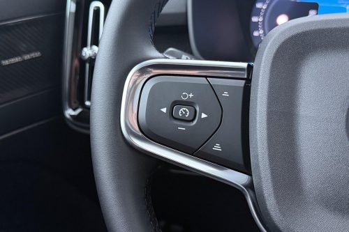 Volvo EX40