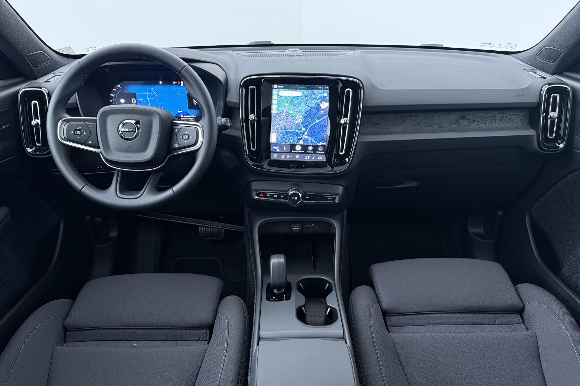 Volvo EX40