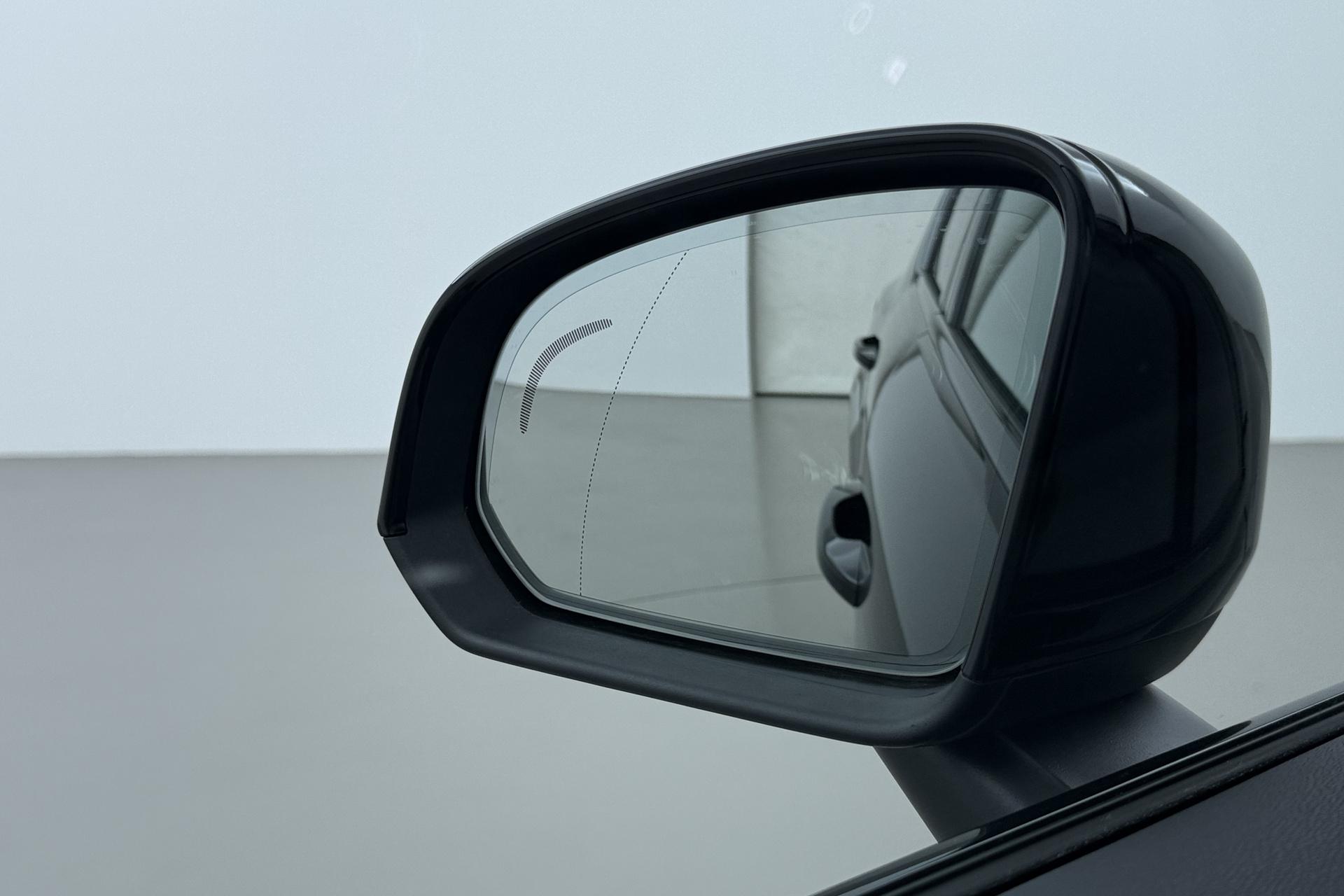 Volvo EX40