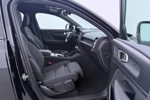 Volvo EX40
