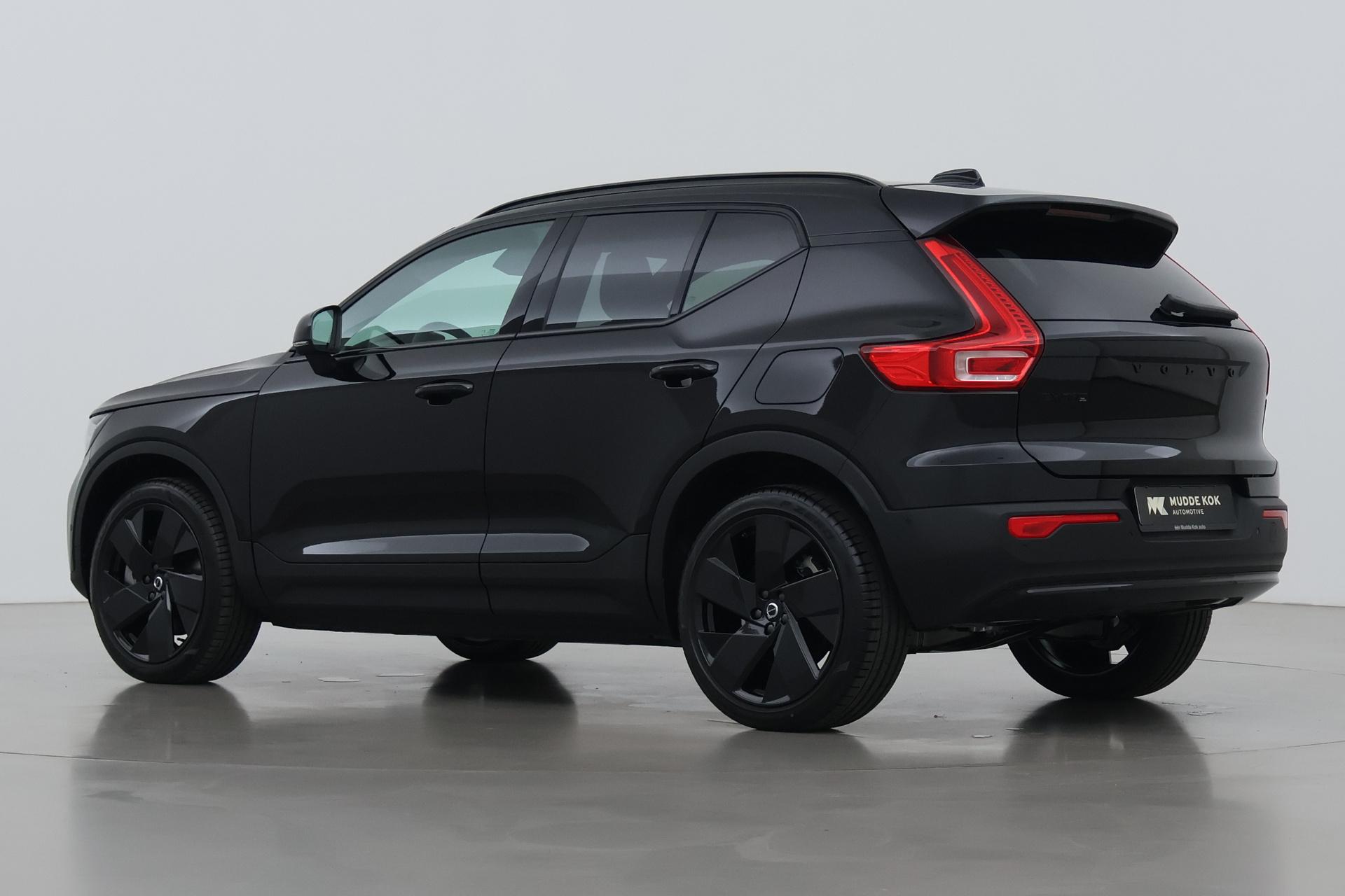 Volvo EX40