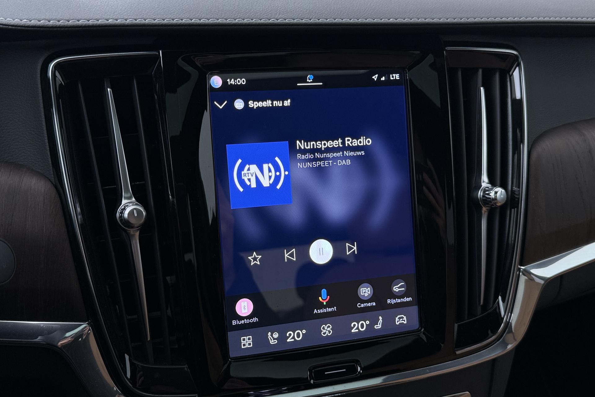 Volvo S90