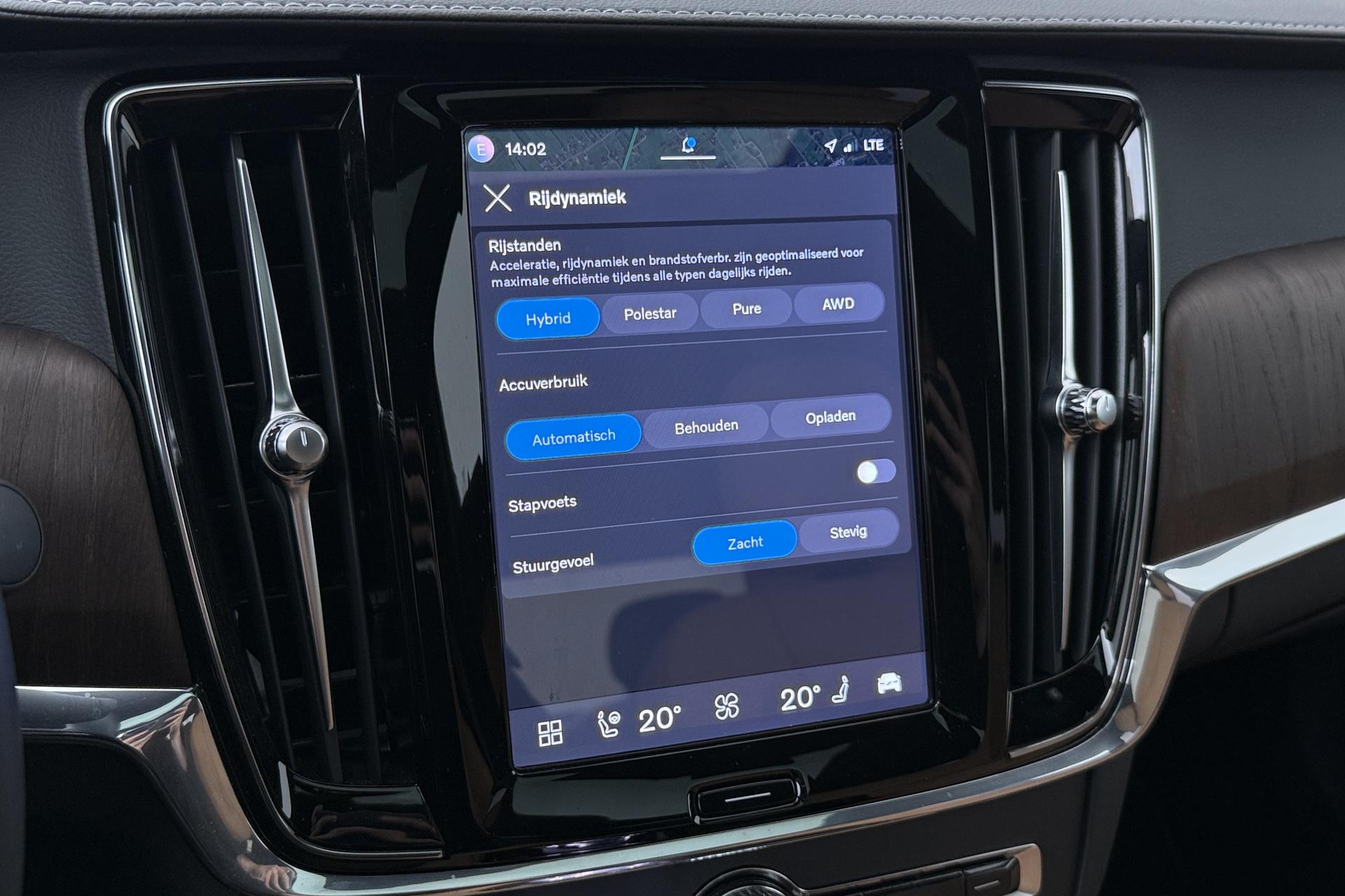 Volvo S90
