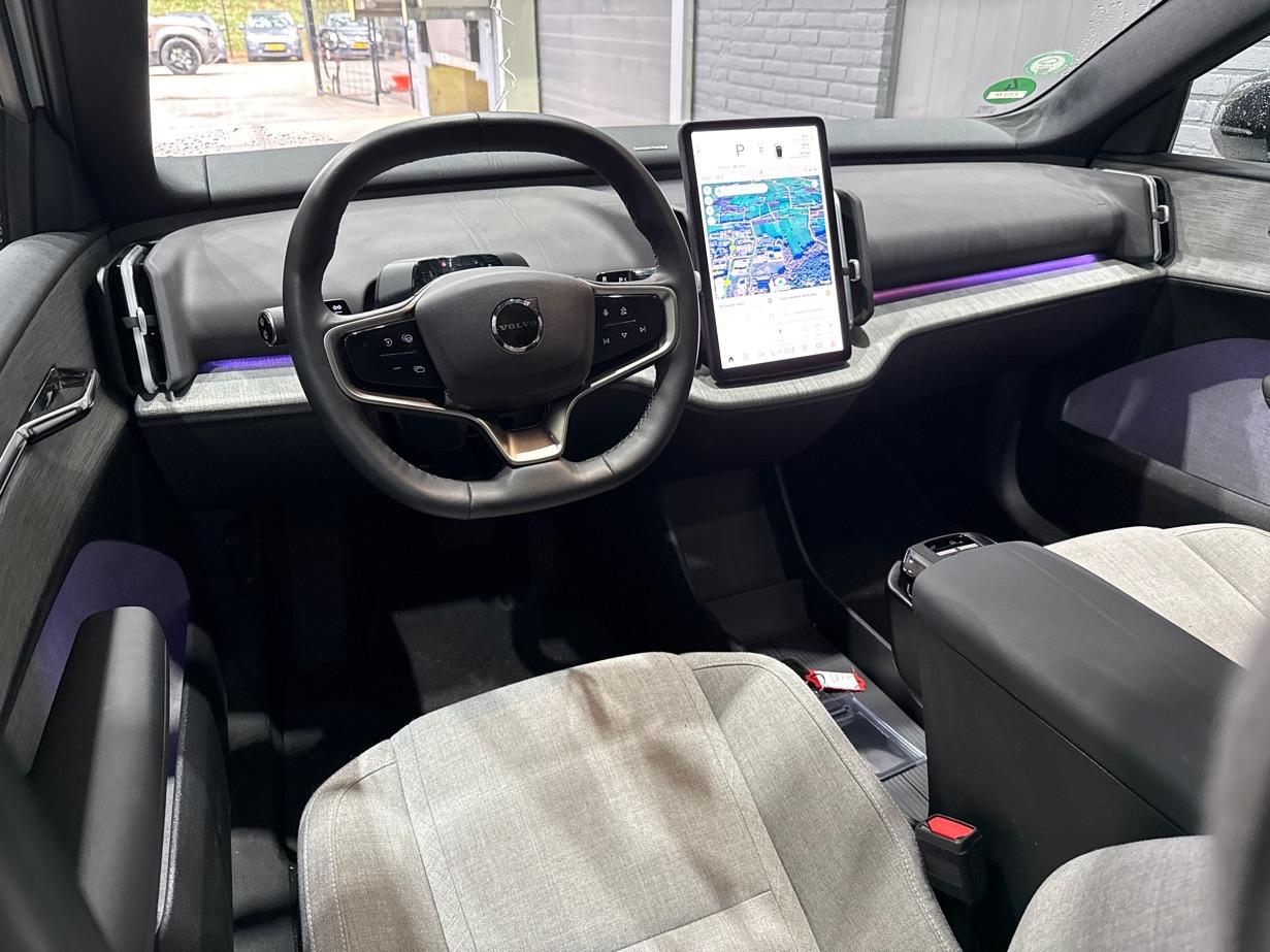 Volvo EX30