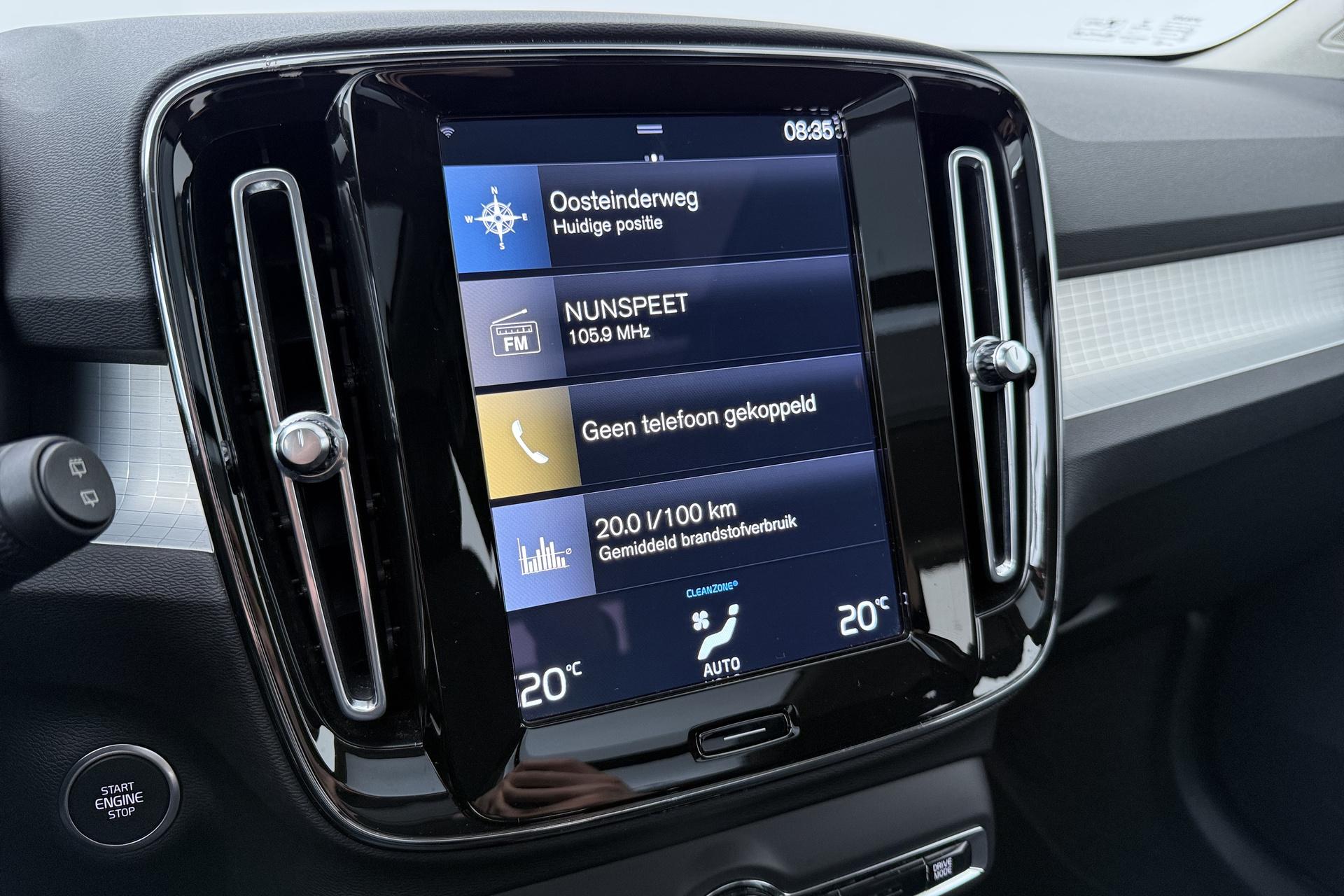 Volvo XC40