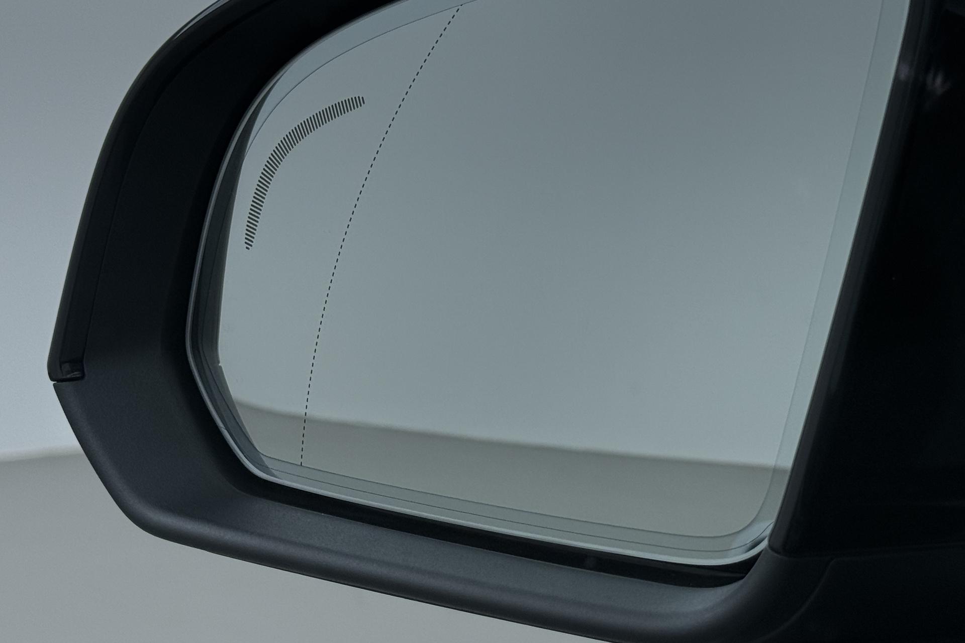 Volvo EX40
