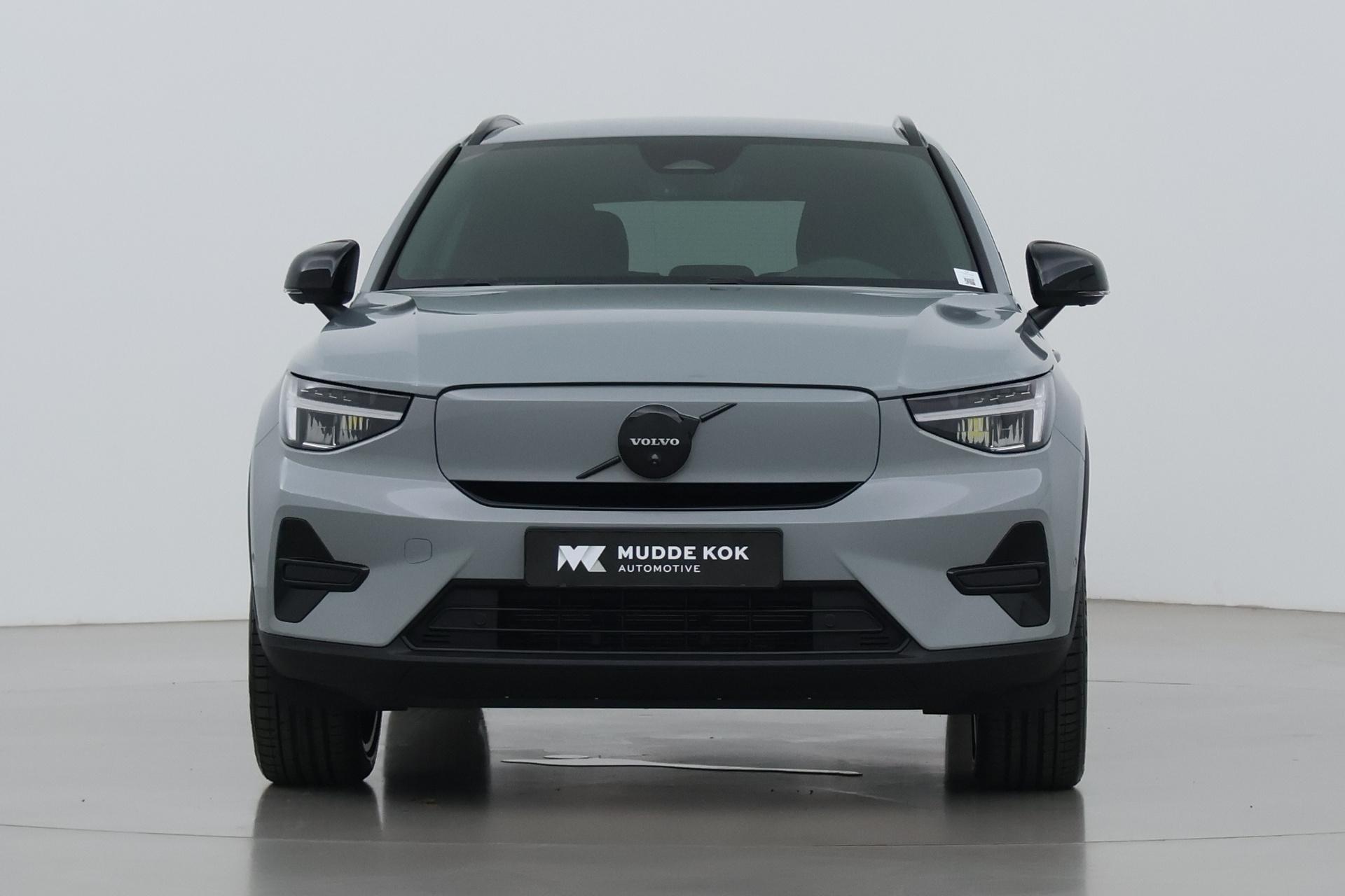Volvo EX40