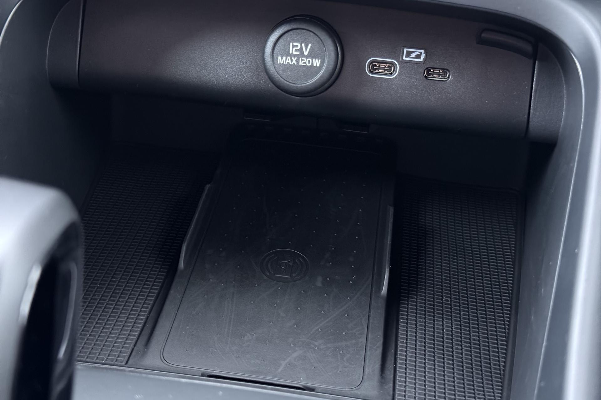 Volvo EX40