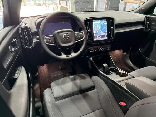 Volvo EX40
