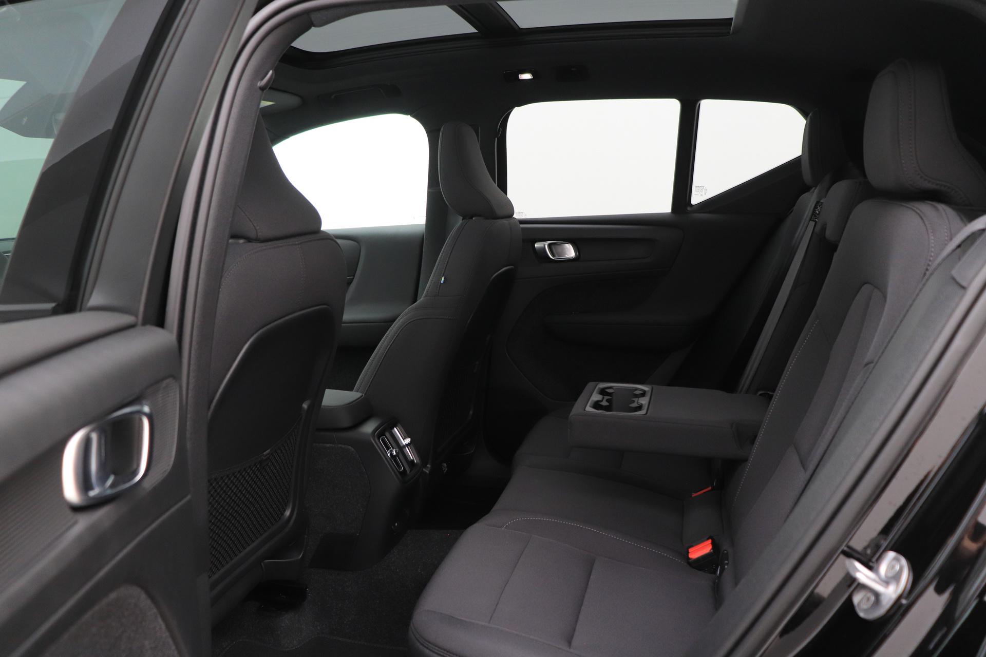Volvo EX40