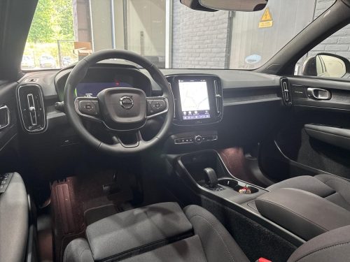 Volvo EX40