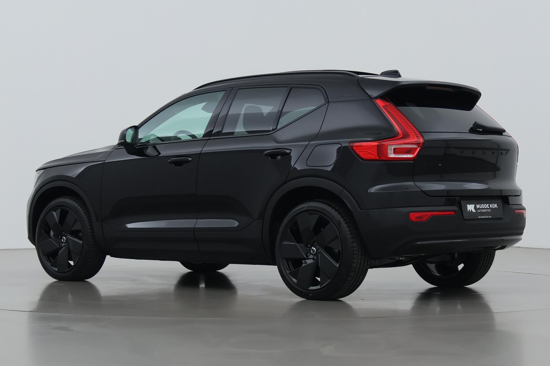 Volvo EX40