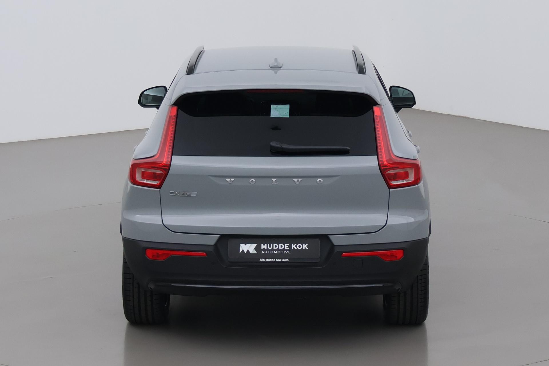 Volvo EX40