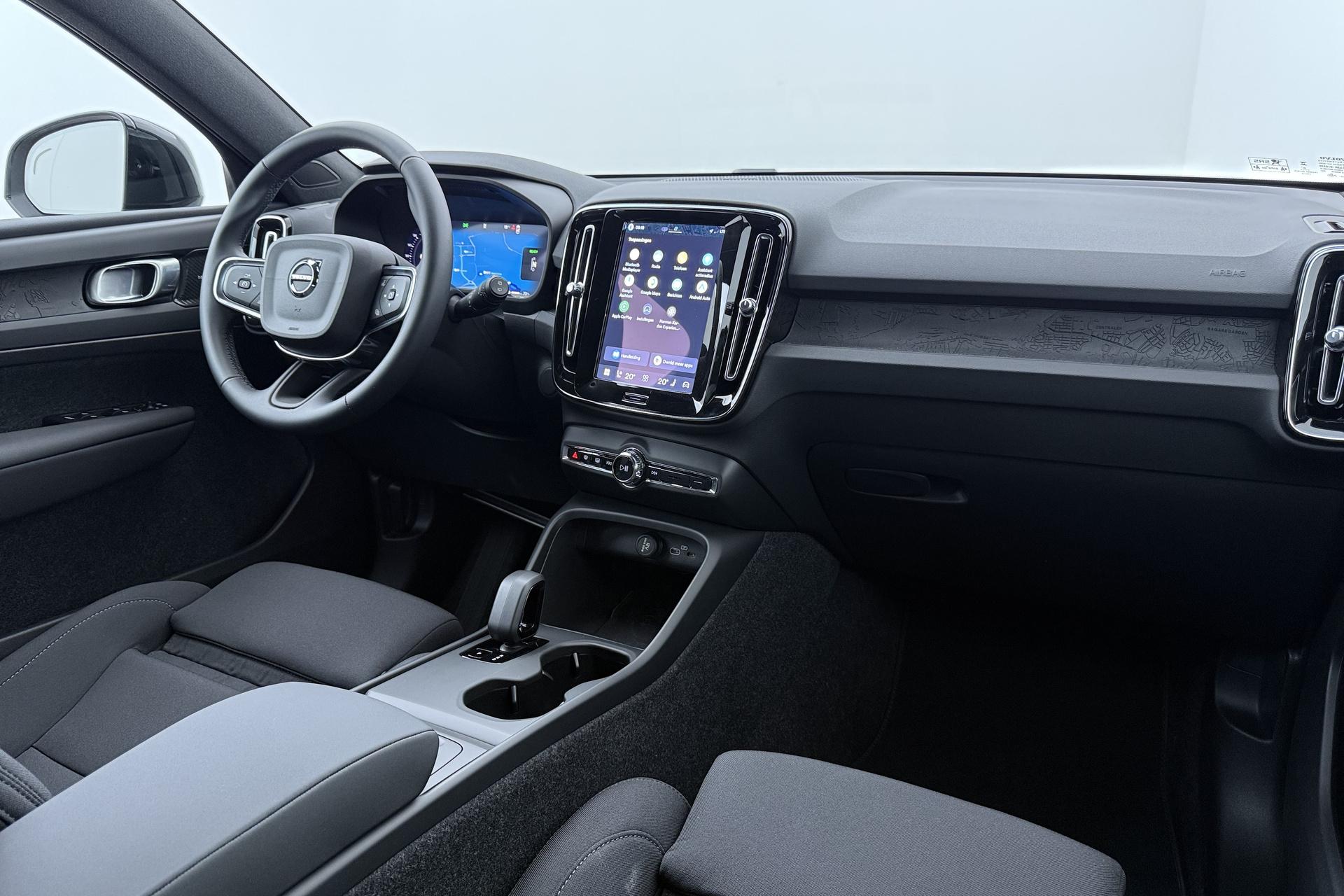 Volvo EX40