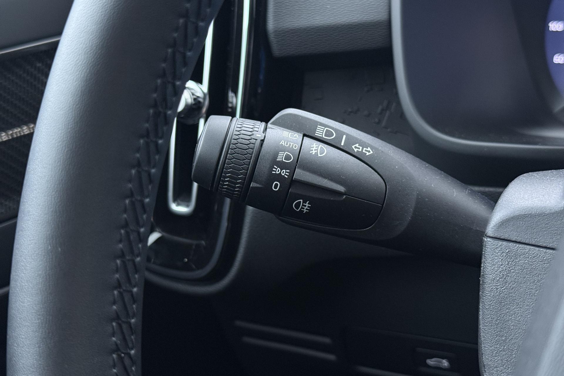 Volvo EX40