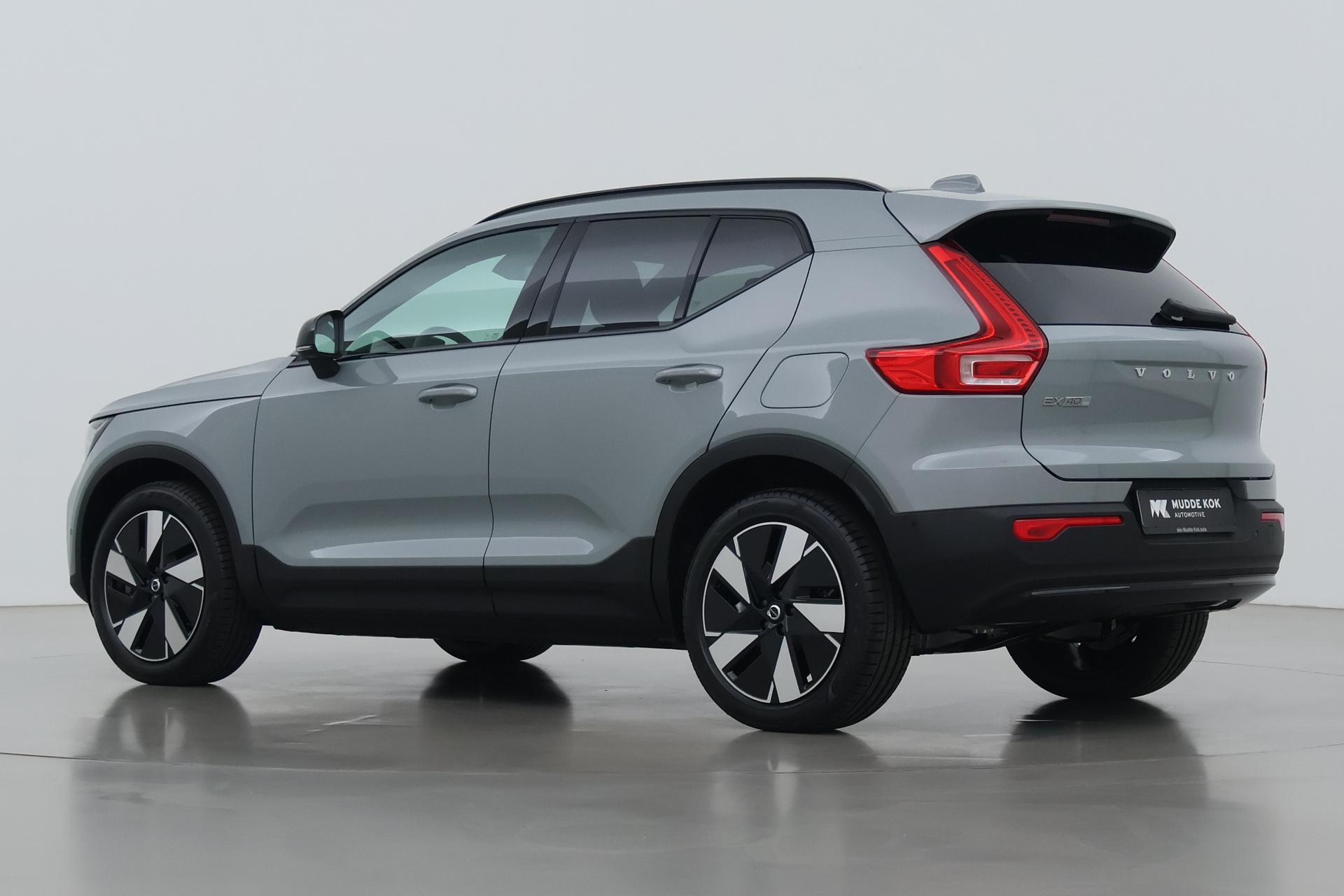Volvo EX40