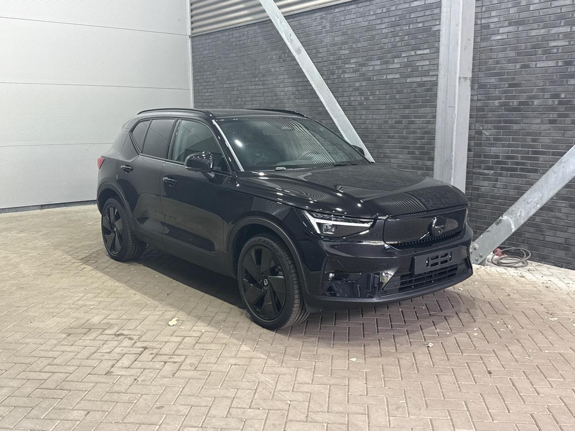 Volvo EX40