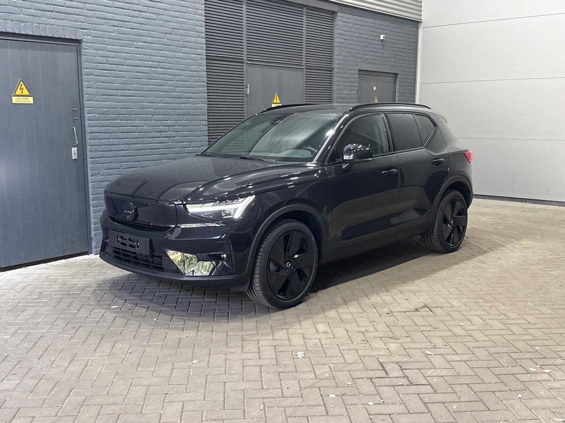 Volvo EX40