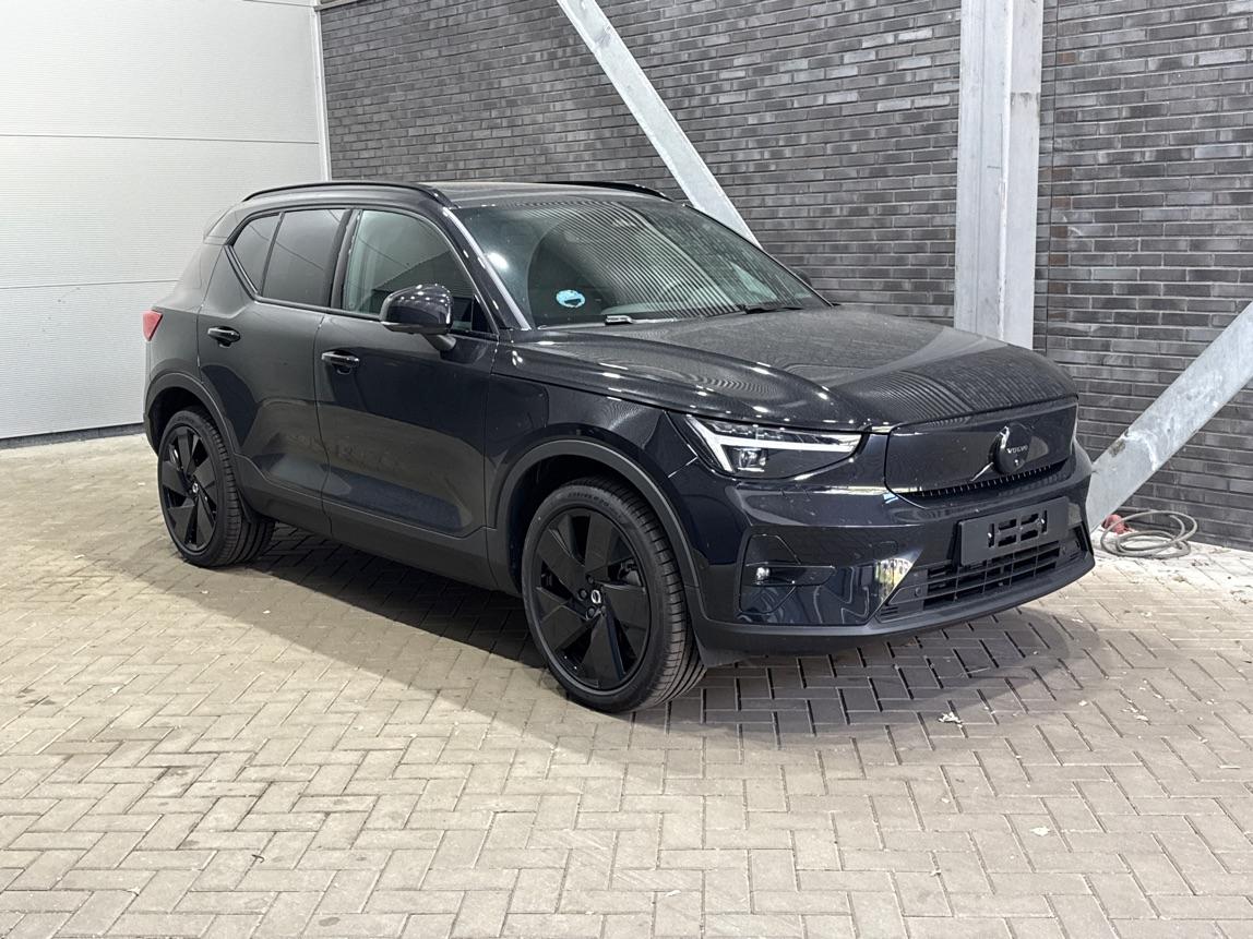 Volvo EX40