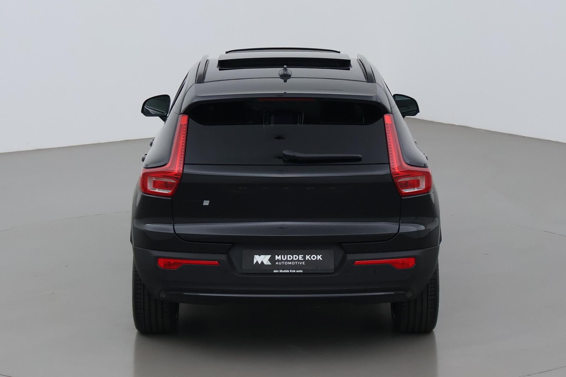Volvo EX40