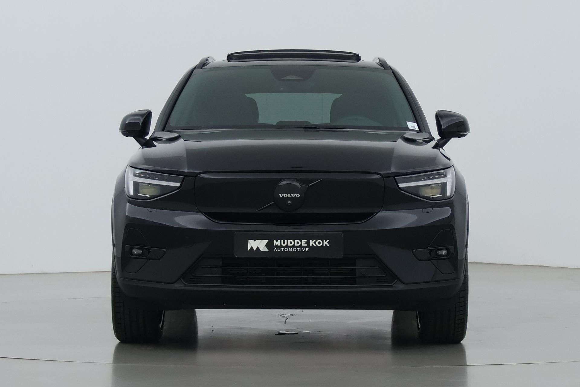 Volvo EX40