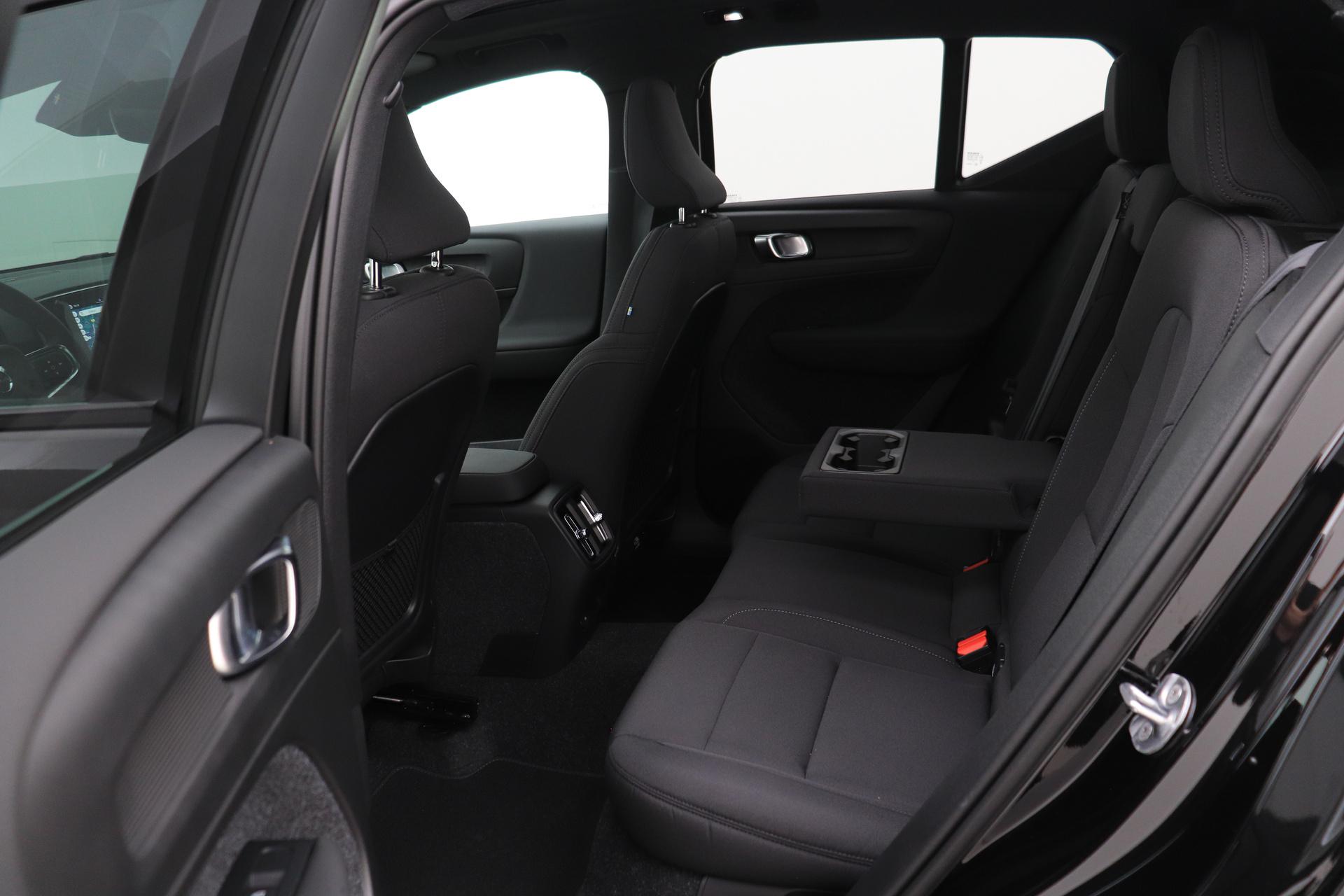 Volvo EX40