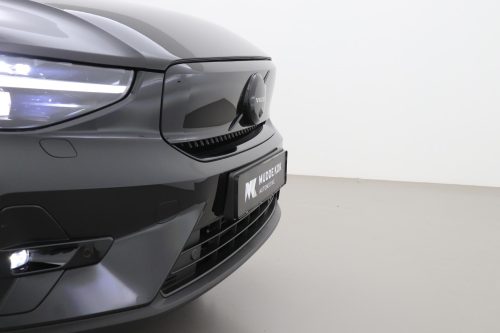 Volvo EX40