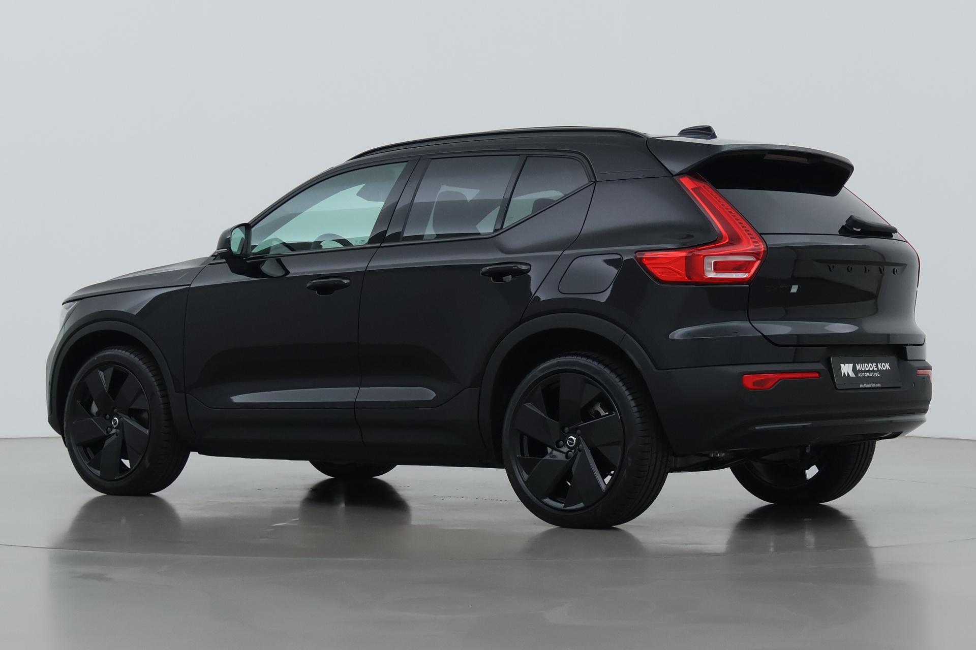 Volvo EX40
