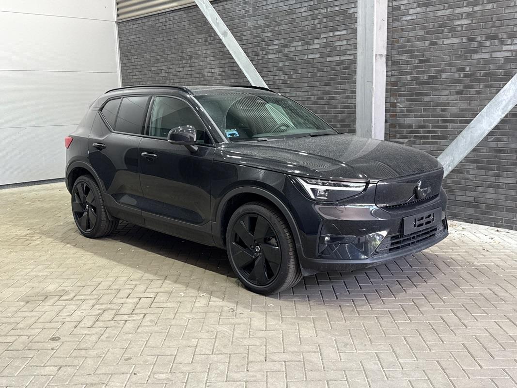 Volvo EX40