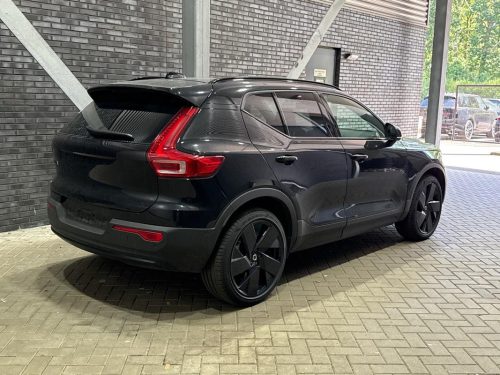 Volvo EX40
