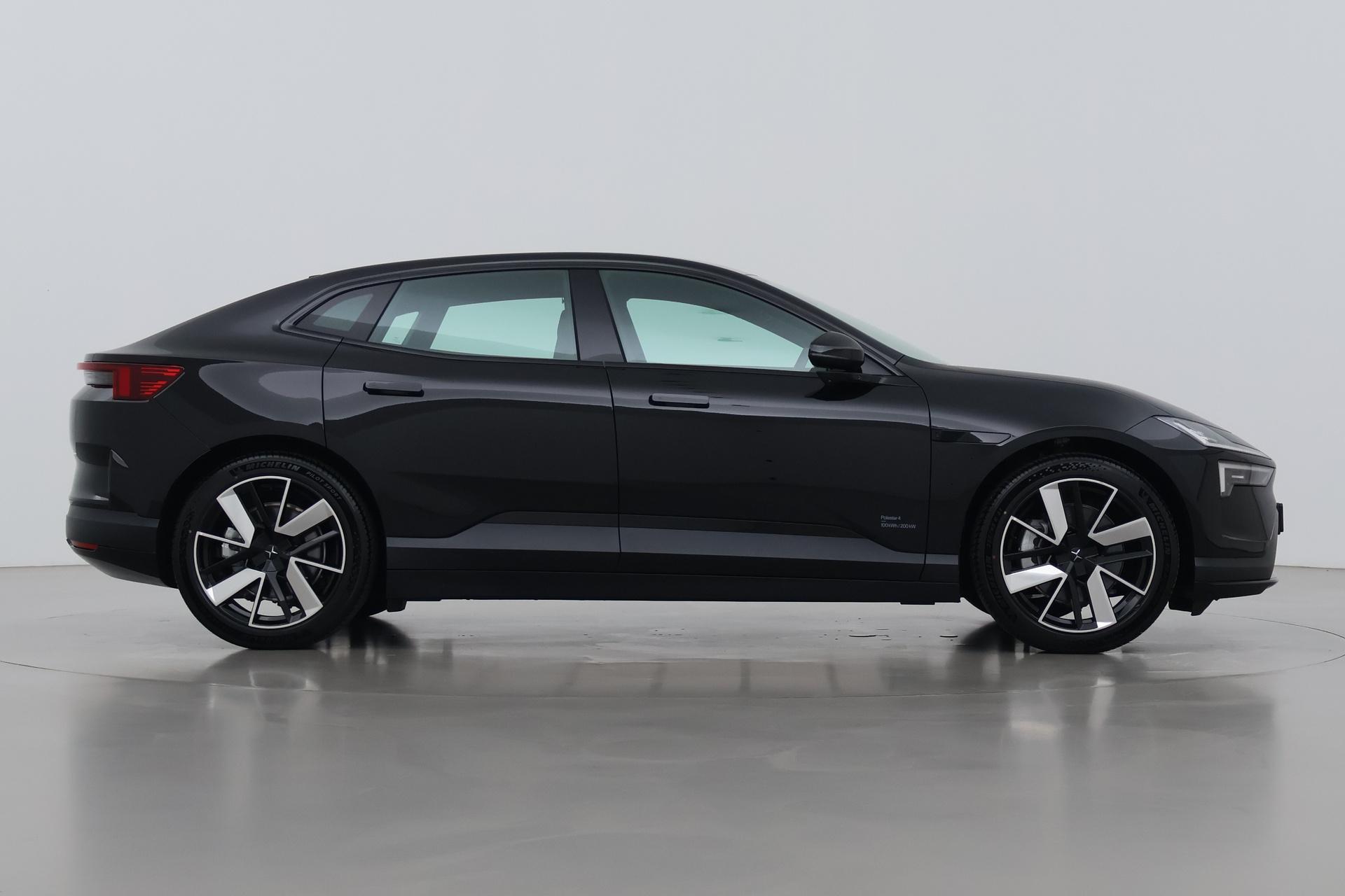 Polestar 4