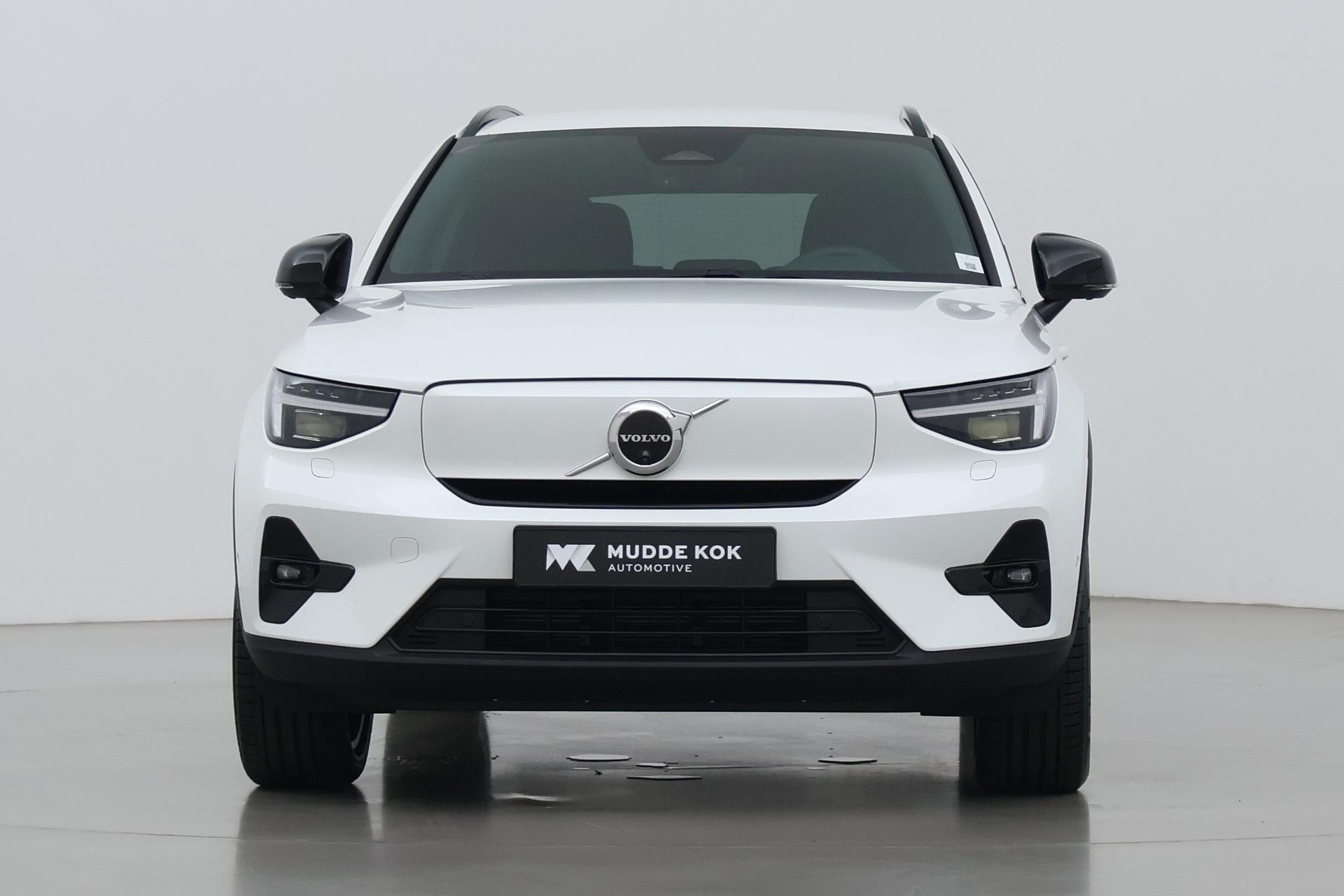 Volvo EX40