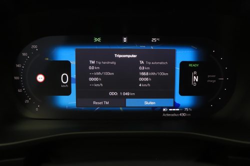 Volvo EX40