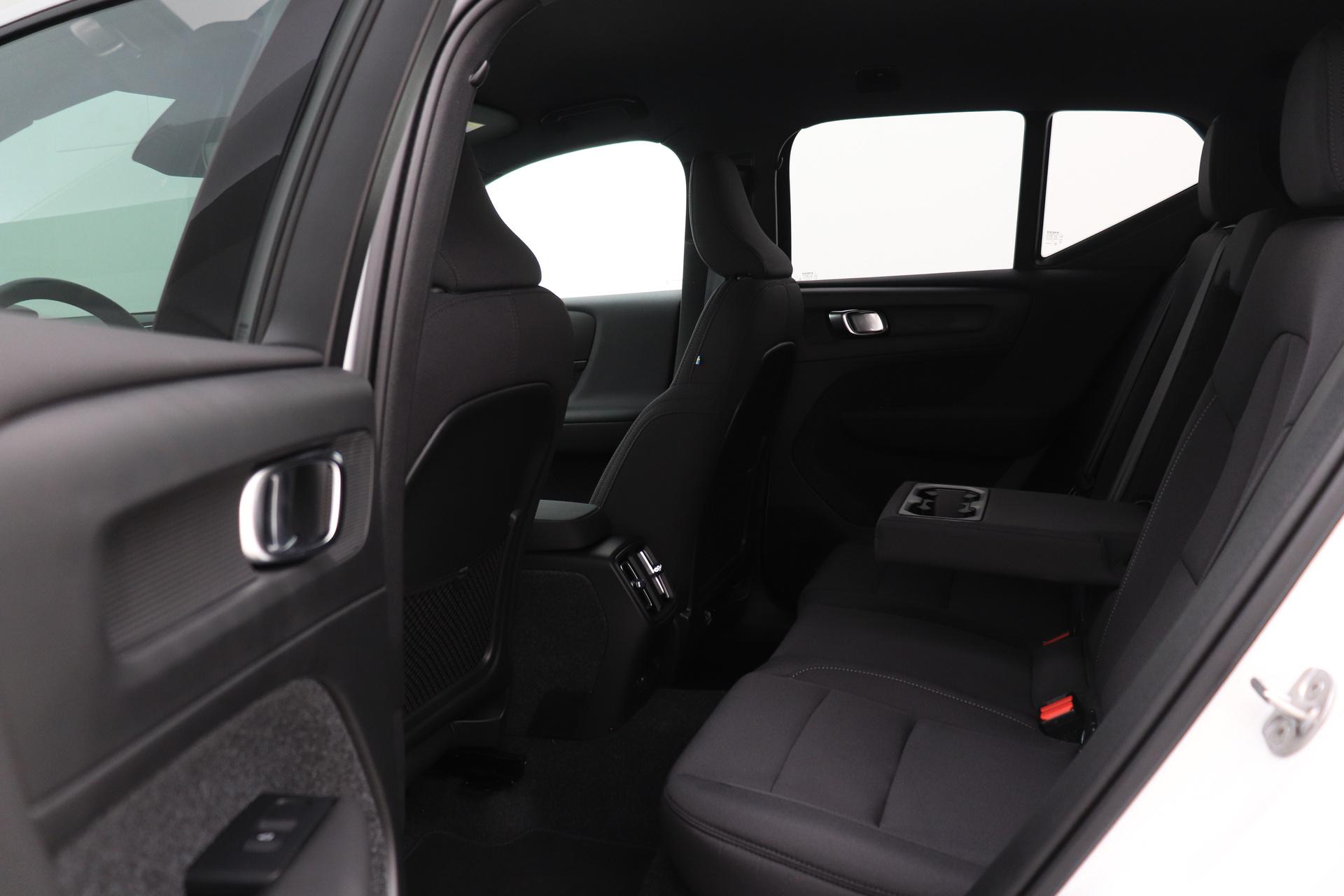 Volvo EX40