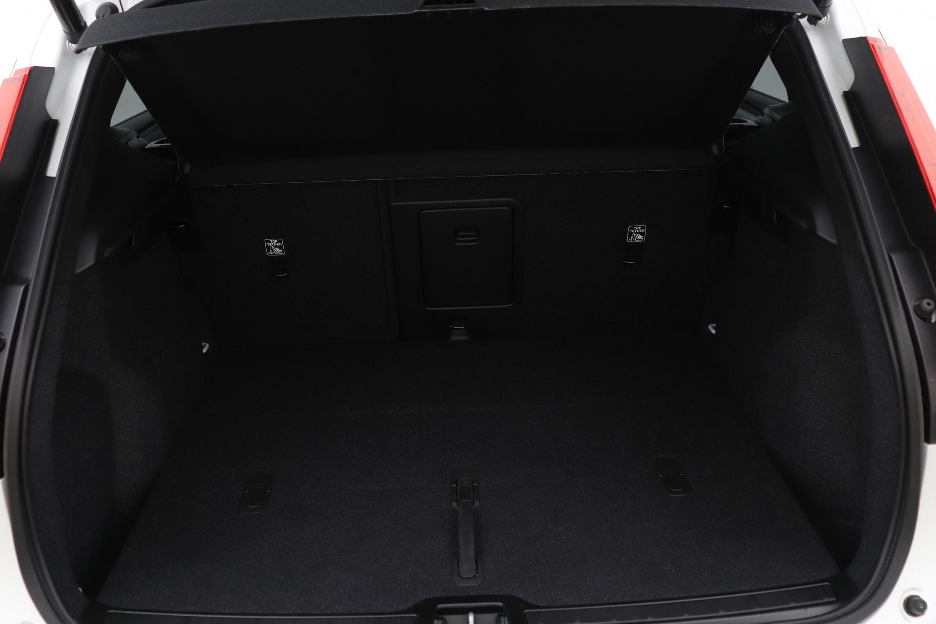 Volvo EX40