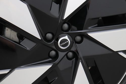 Volvo EX40