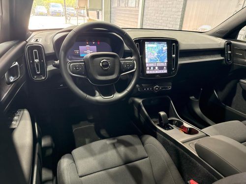 Volvo EX40