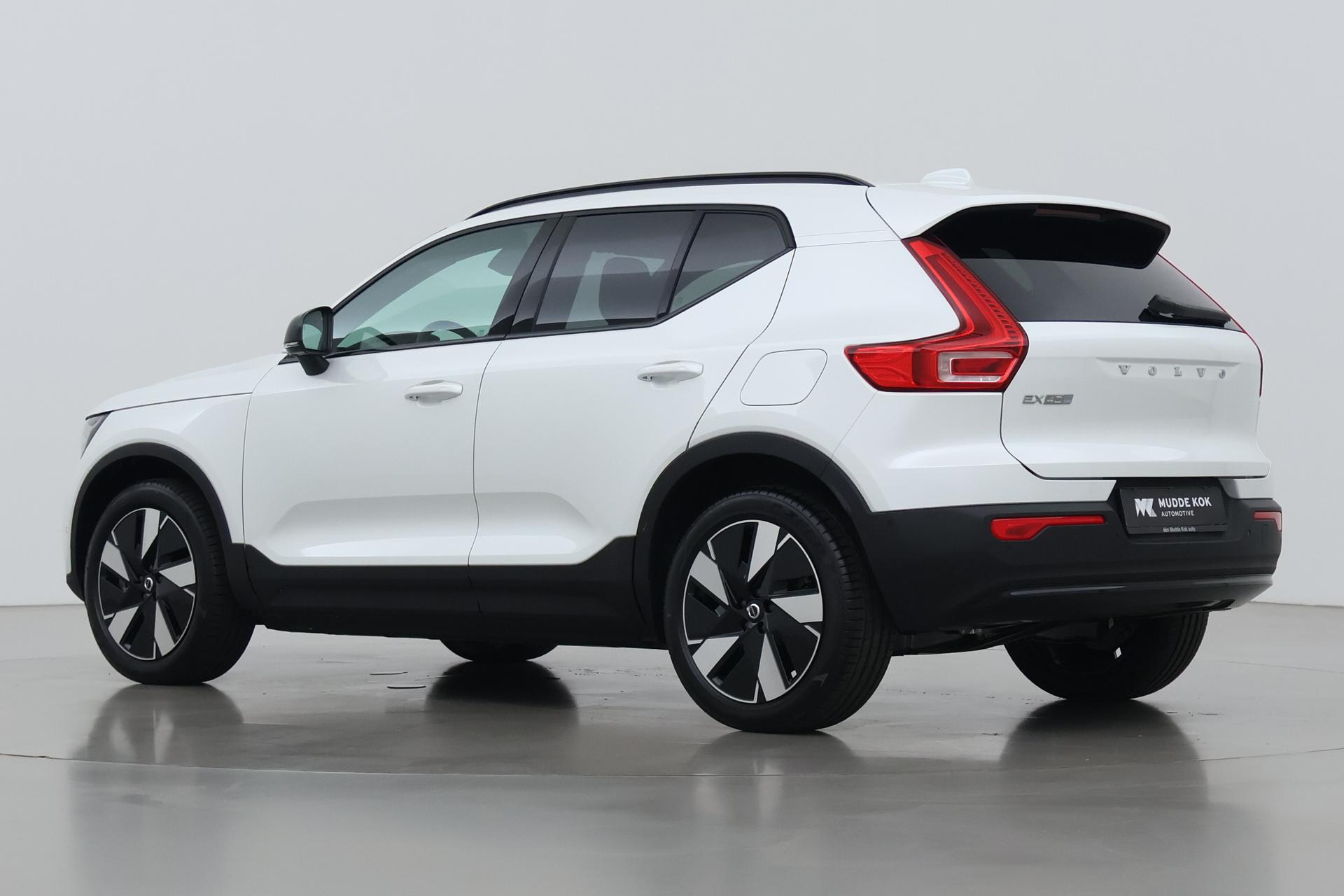 Volvo EX40