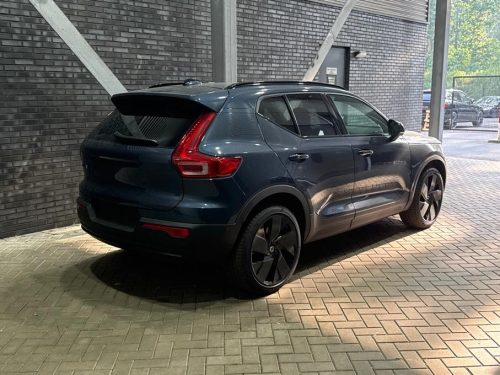 Volvo EX40