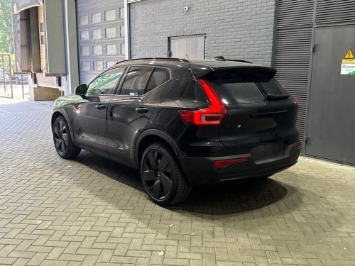 Volvo EX40