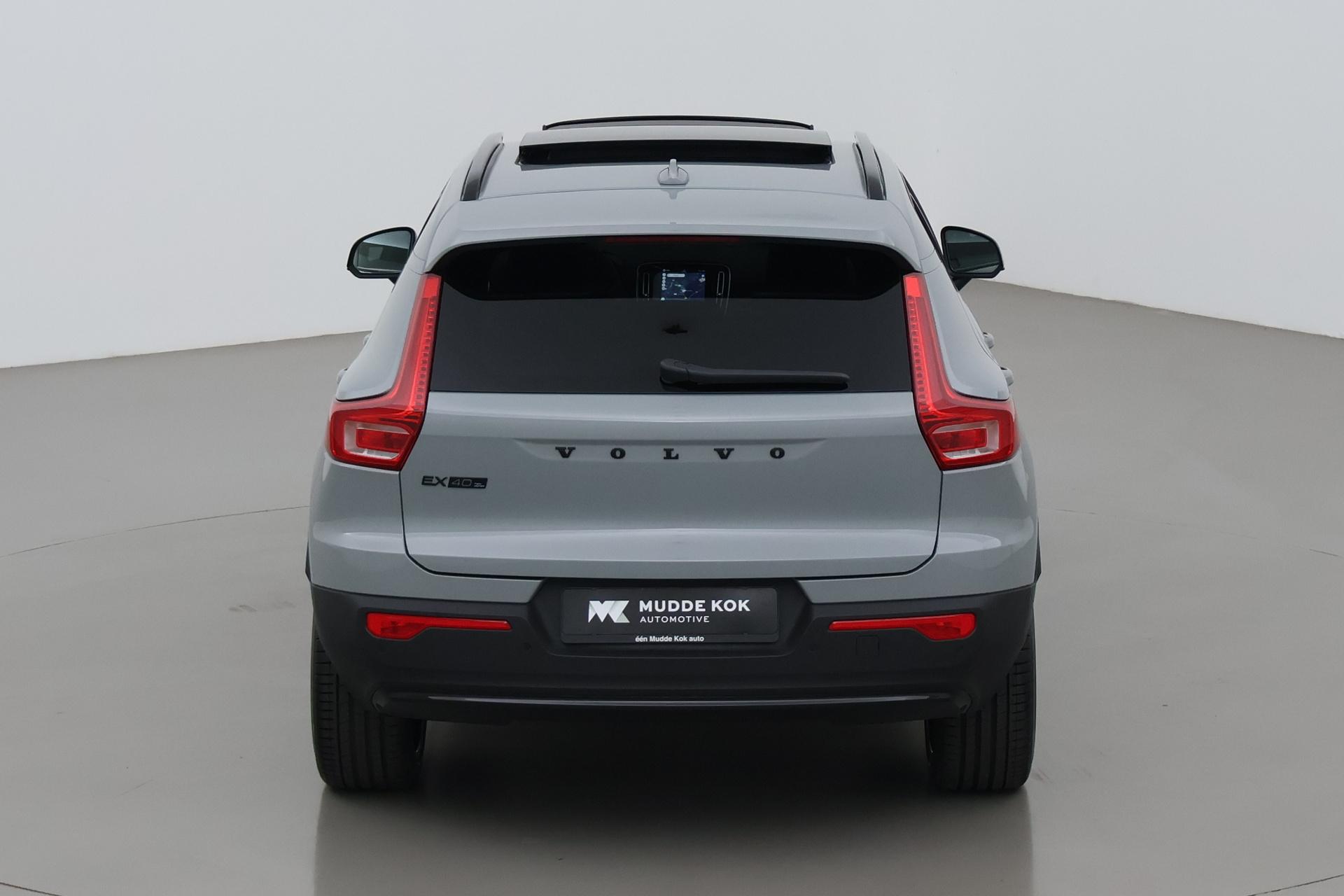 Volvo EX40