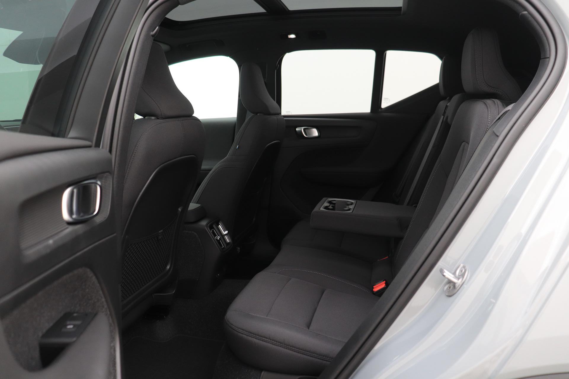 Volvo EX40