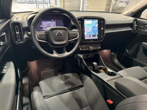 Volvo EX40